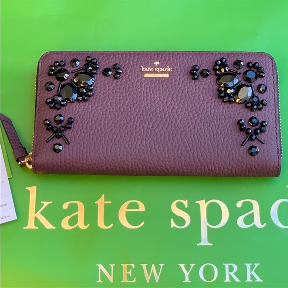 ✨Kate Spade Embellished Neda Anderson Way Wallet✨ - Picture 2 of 8